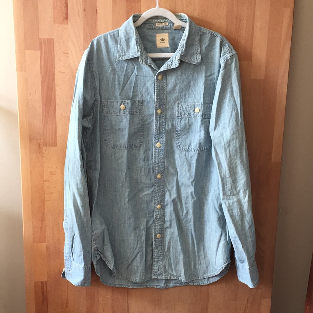 Men’s Small Dockers chambray shirt